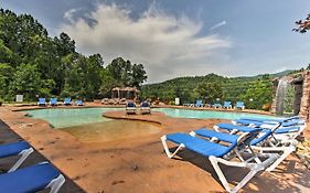 Gatlinburg Cabin With Resort Pool By National Park!